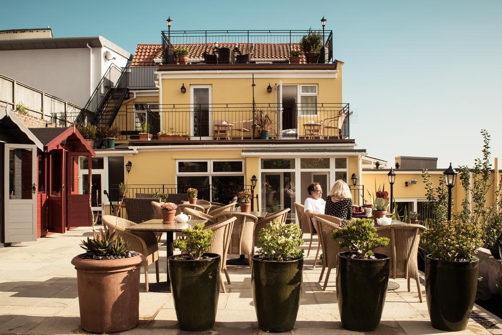 Ziggurat Boutique Hotel Saint Peter Port Exterior photo
